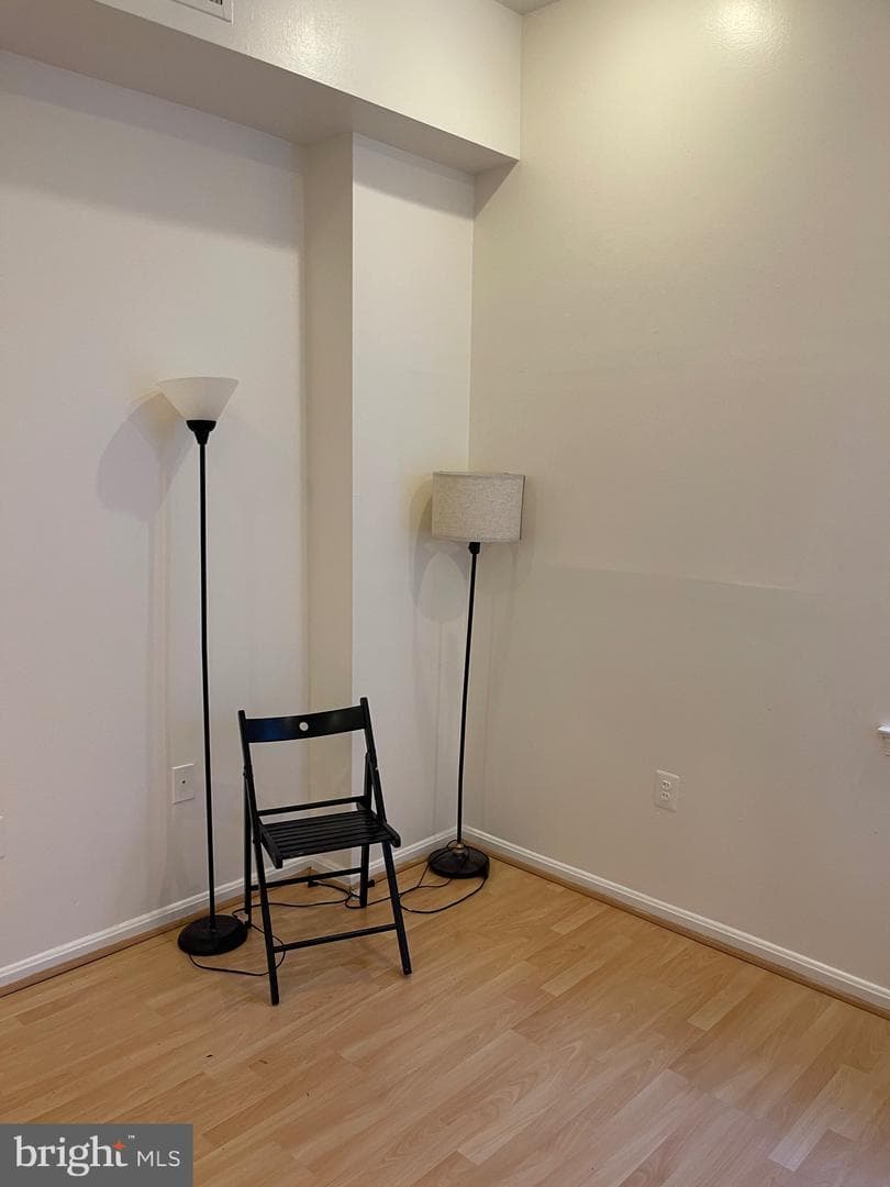 1011 Hunter Street N #f2 photo 19
