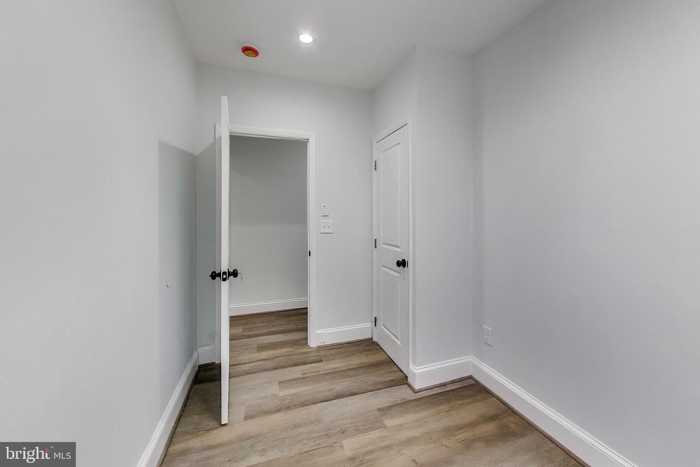 1241 James Street photo 17