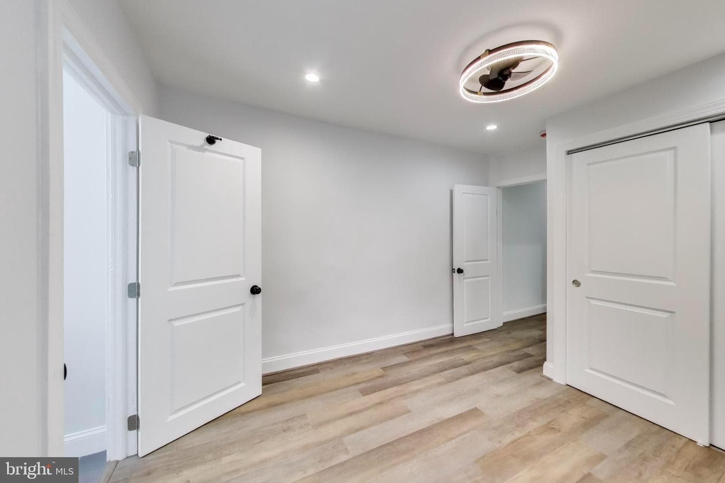1241 James Street photo 23