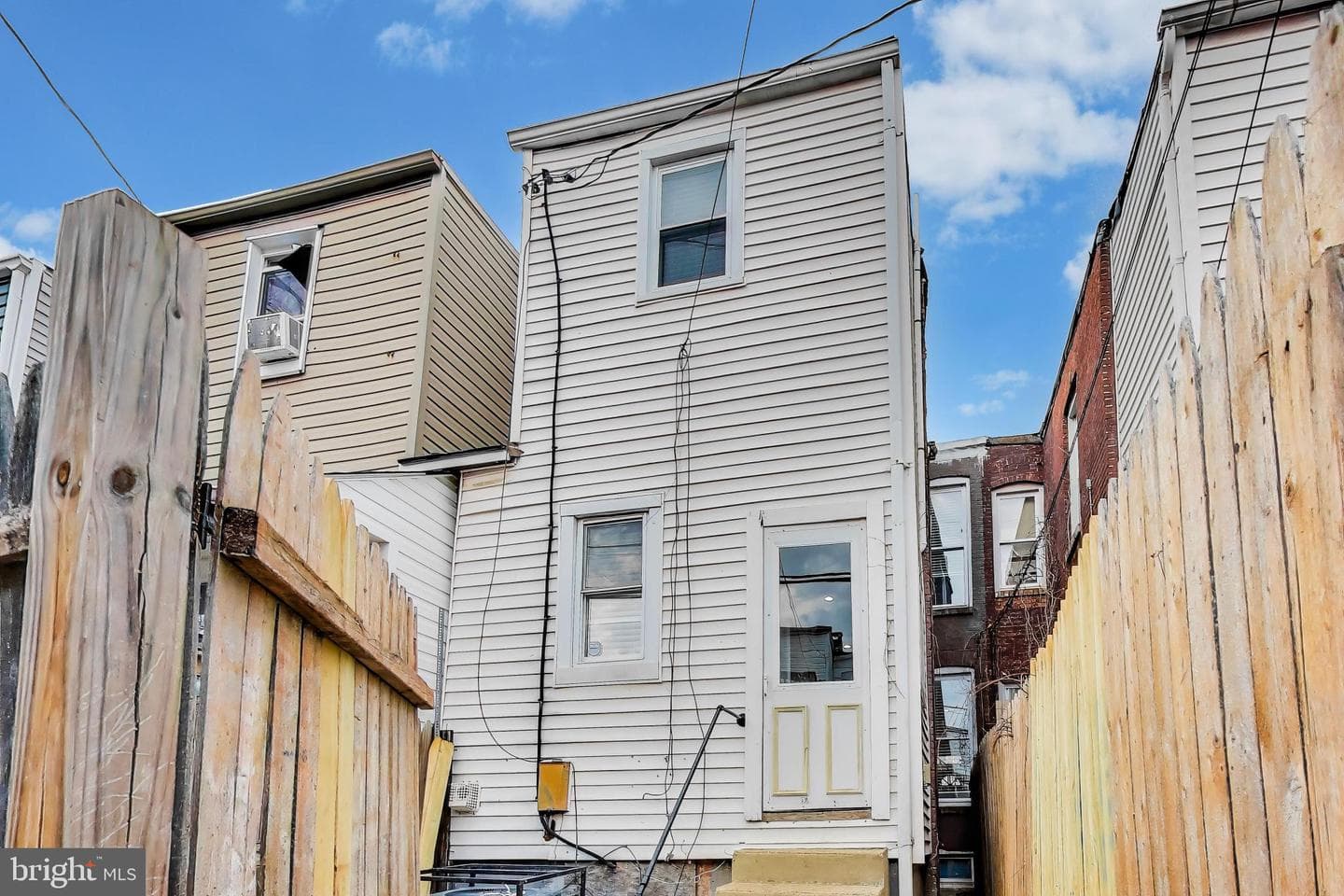 1241 James Street photo 29