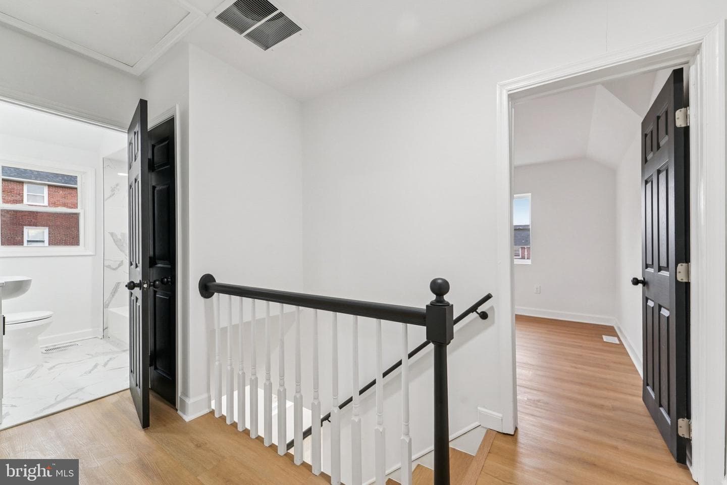 923 North Hill Road photo 13