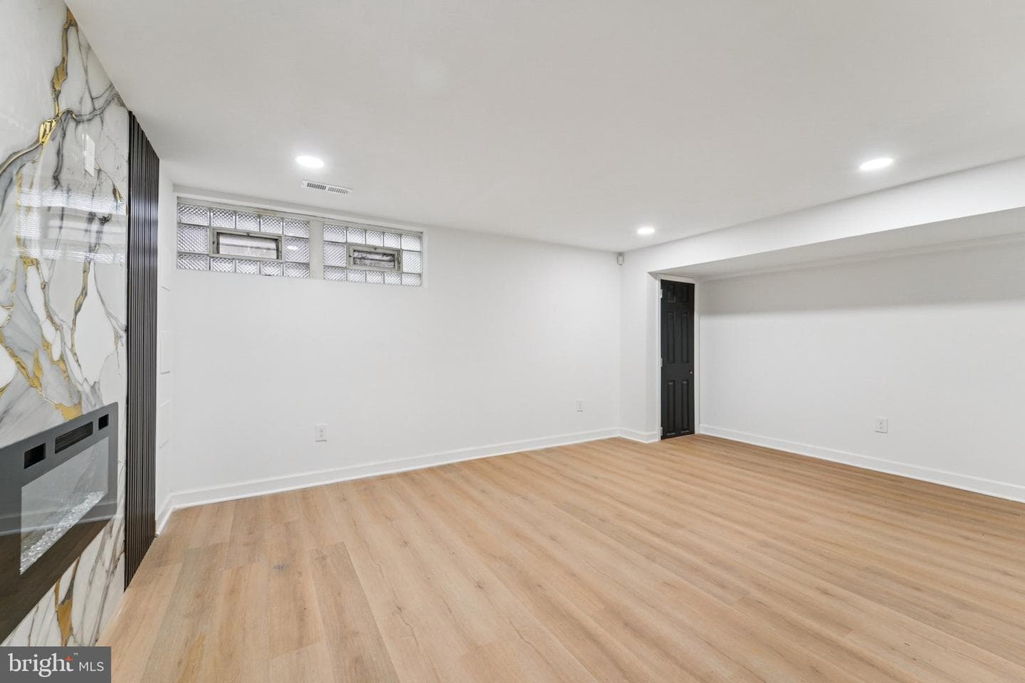 923 North Hill Road photo 21