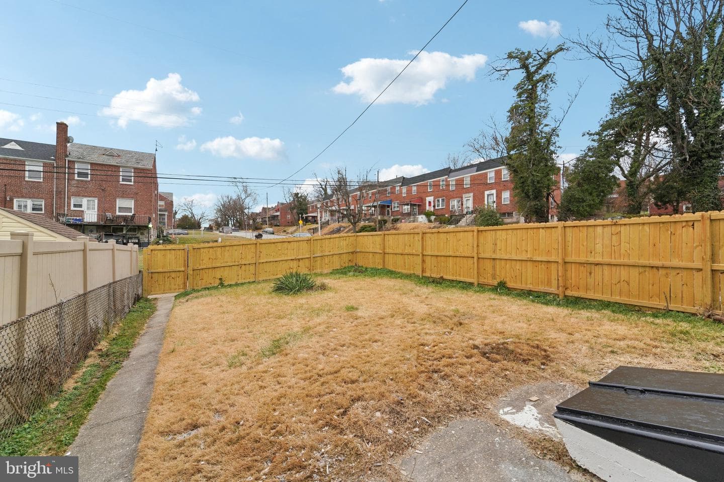 923 North Hill Road photo 26