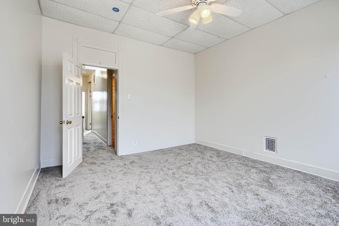 2703 Jefferson Street photo 12