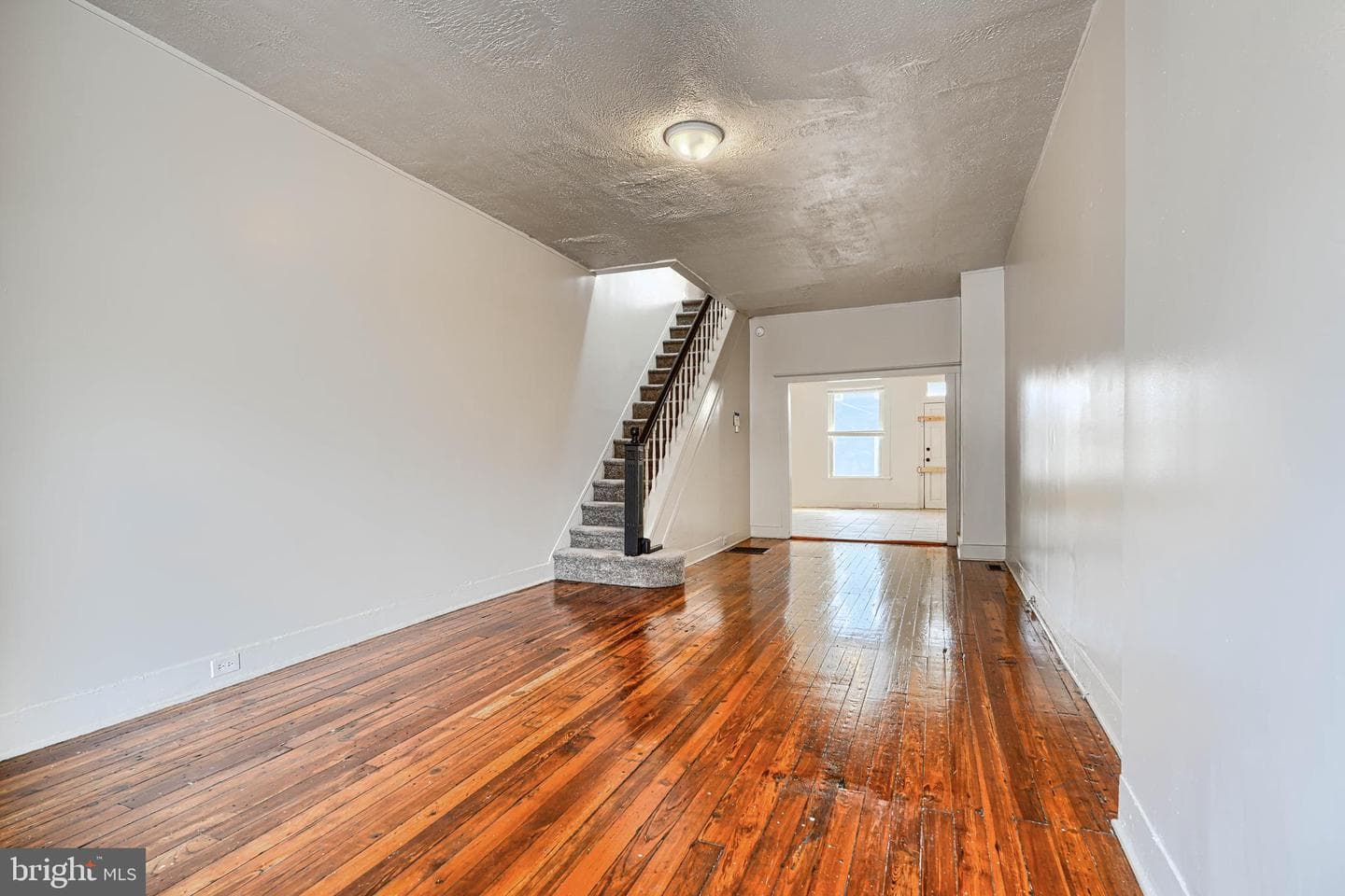2703 Jefferson Street photo 3