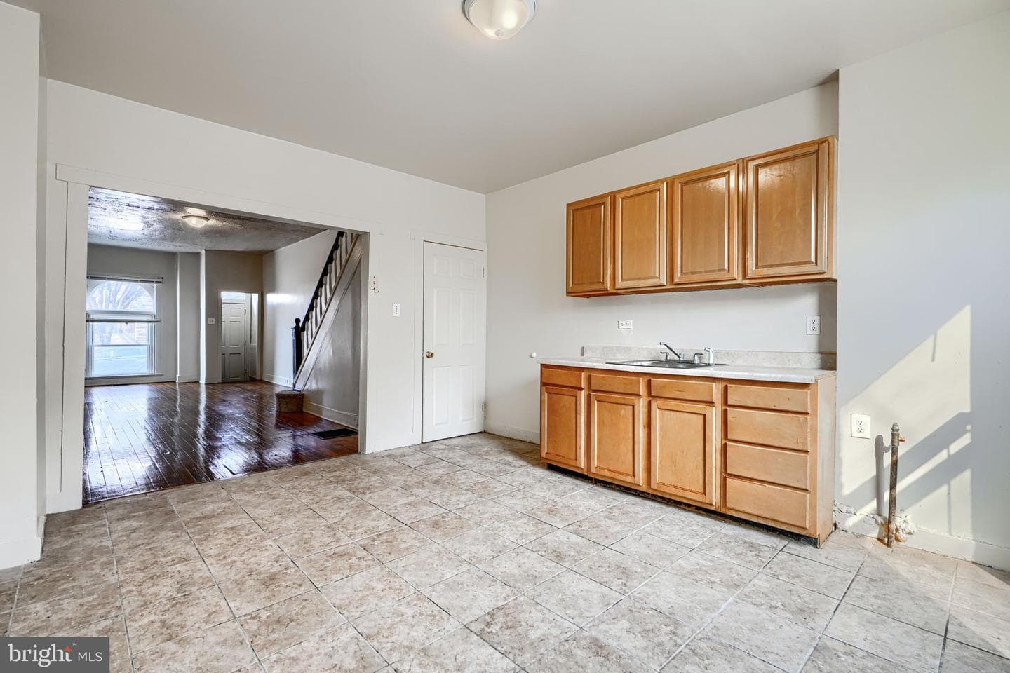 2703 Jefferson Street photo 8