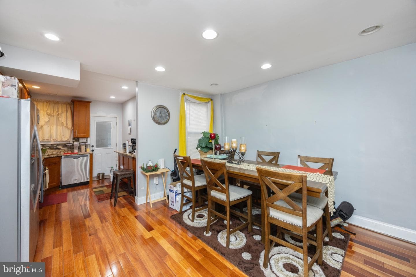 30 N Ellamont Street photo 10