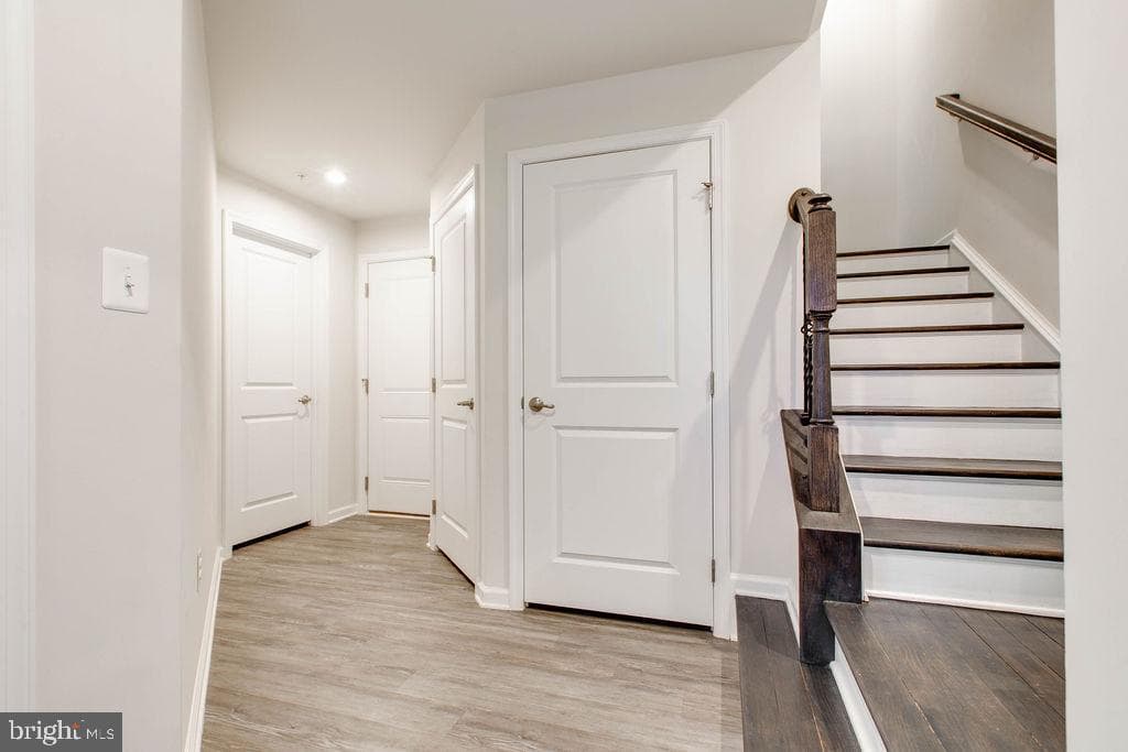 1023 Rutland Avenue photo 4