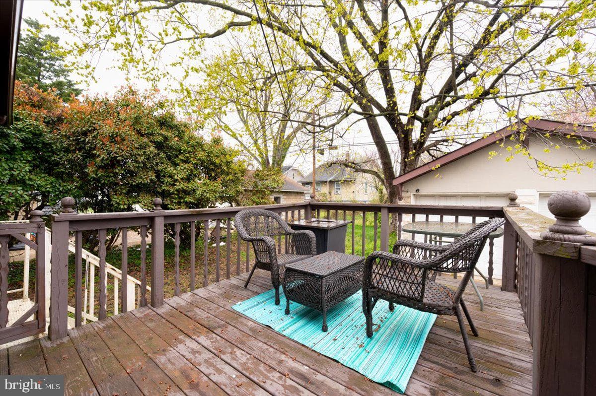 3202 E Northern Parkway photo 31