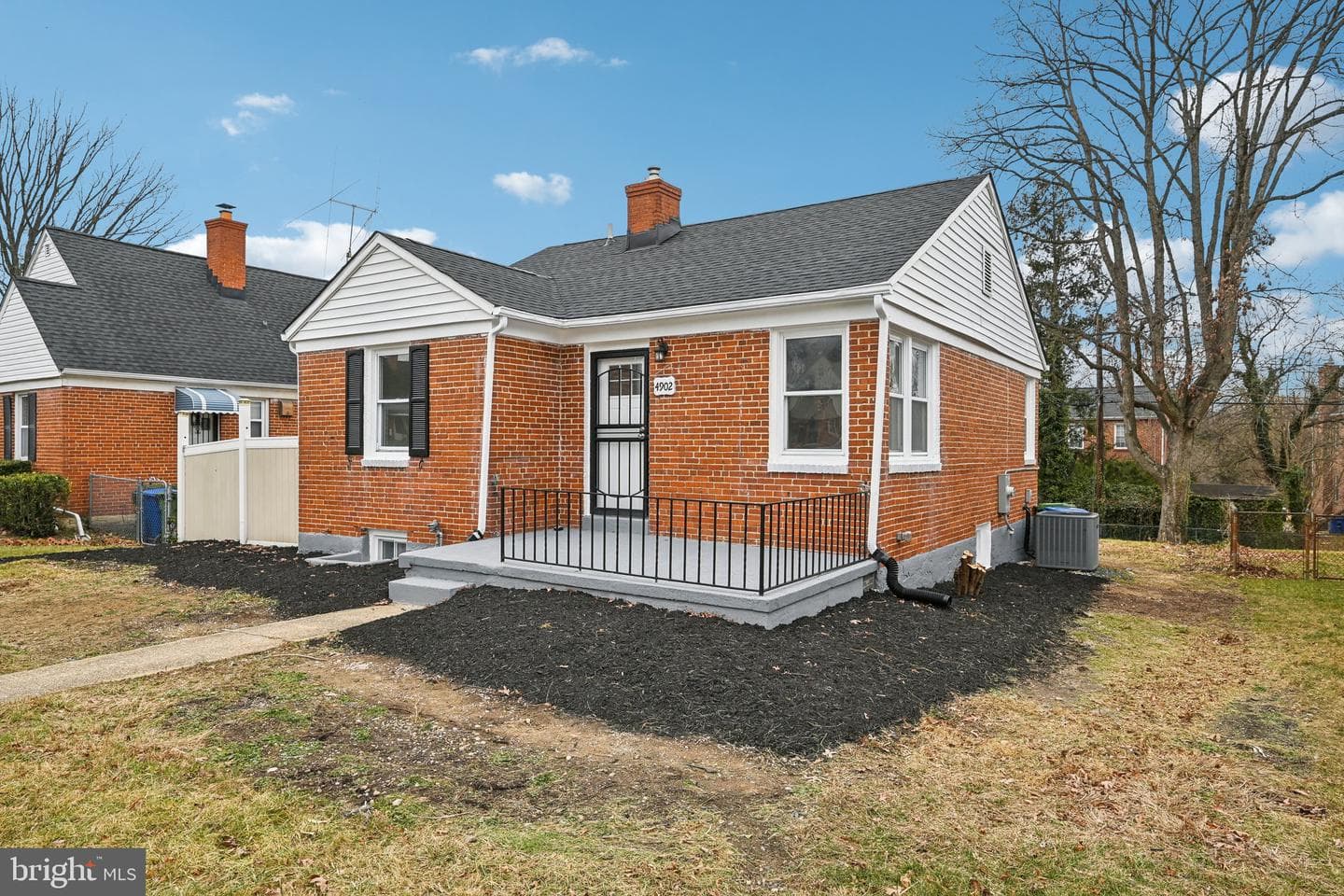 4902 Gilray Drive photo 4