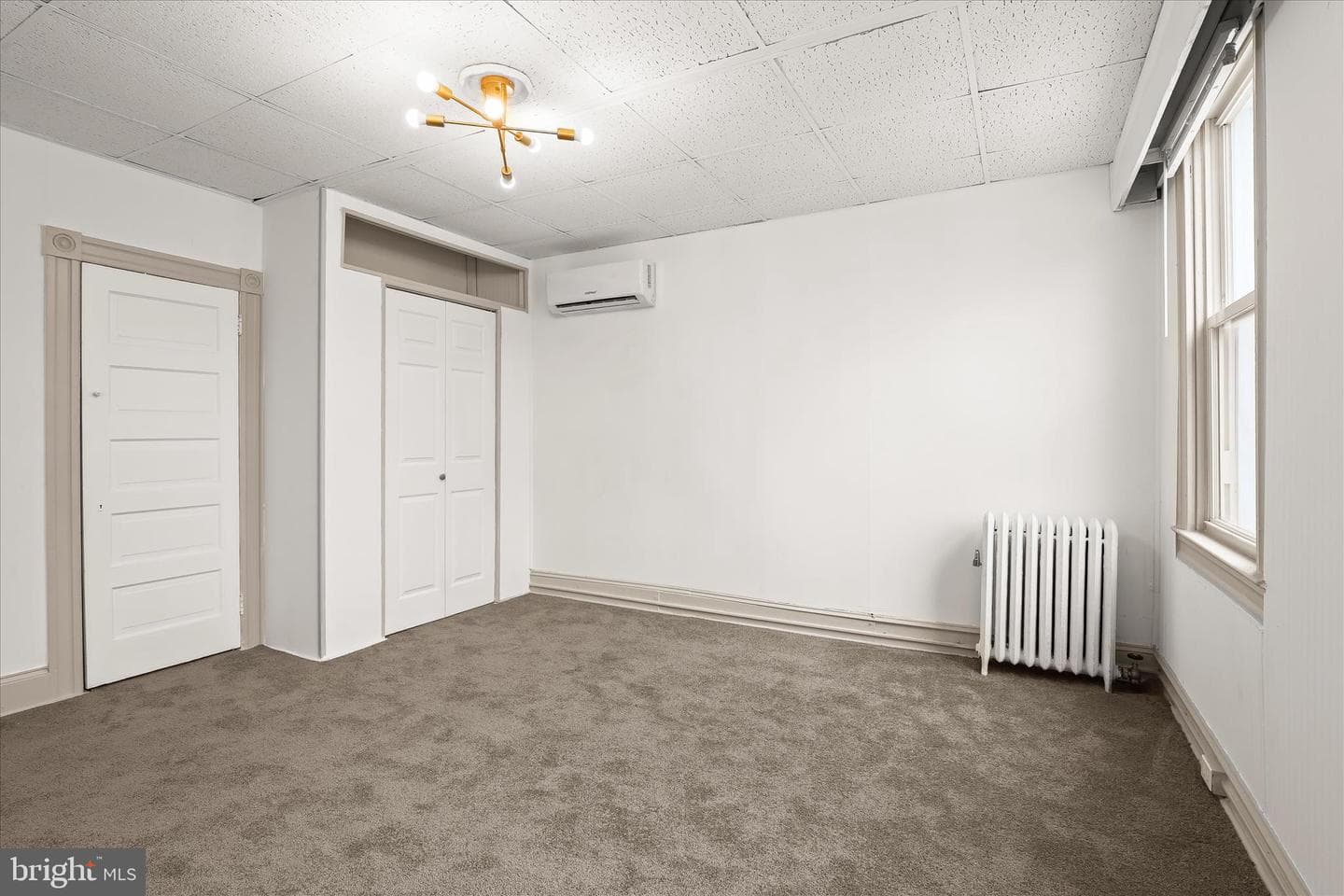 5019 Midwood Avenue photo 17