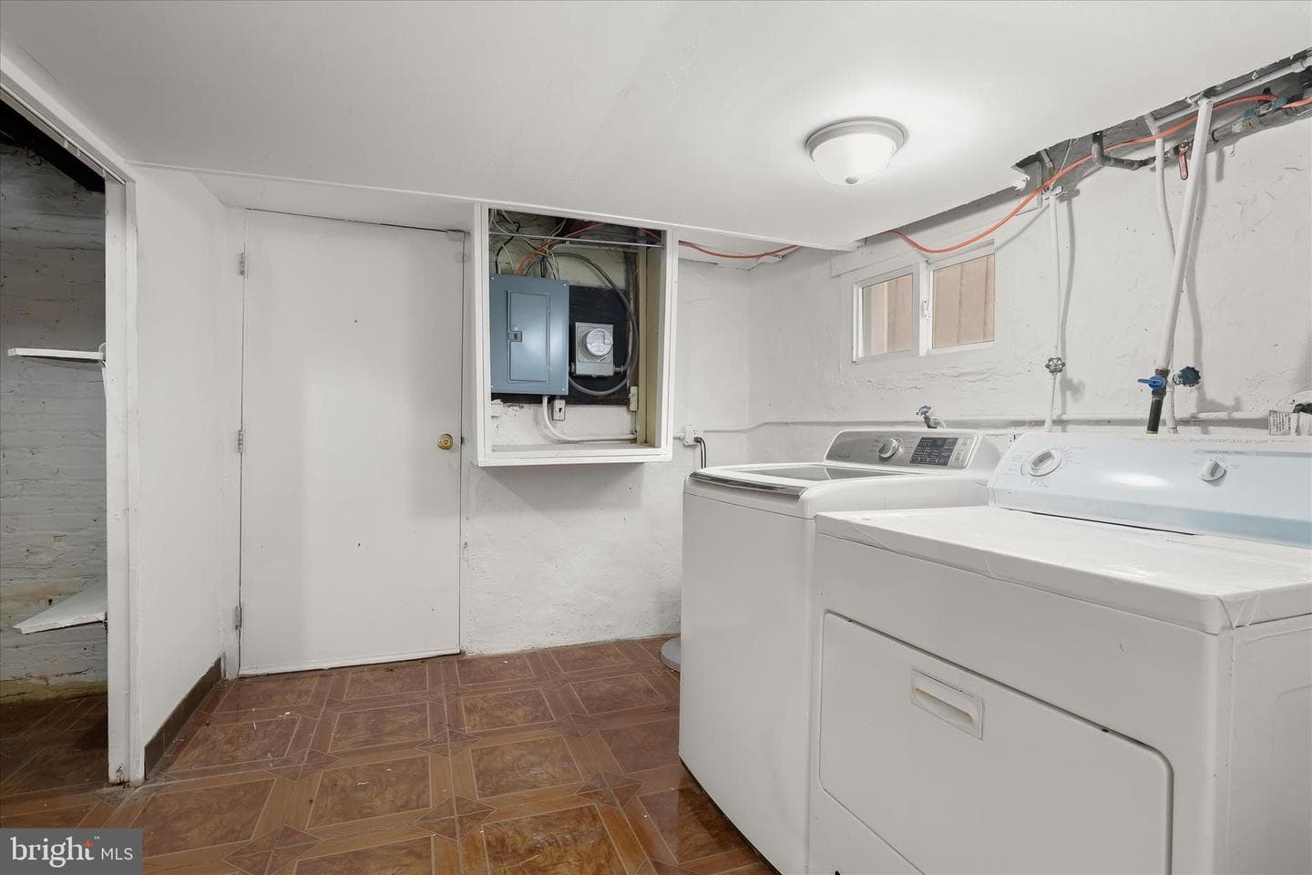 5019 Midwood Avenue photo 29