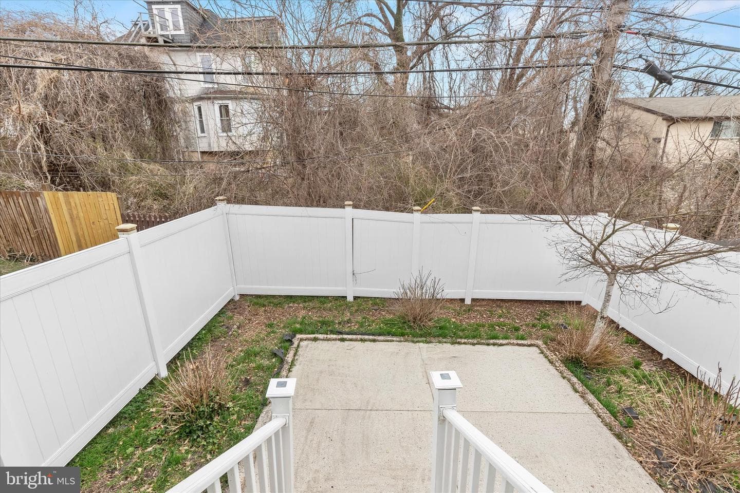 5019 Midwood Avenue photo 32