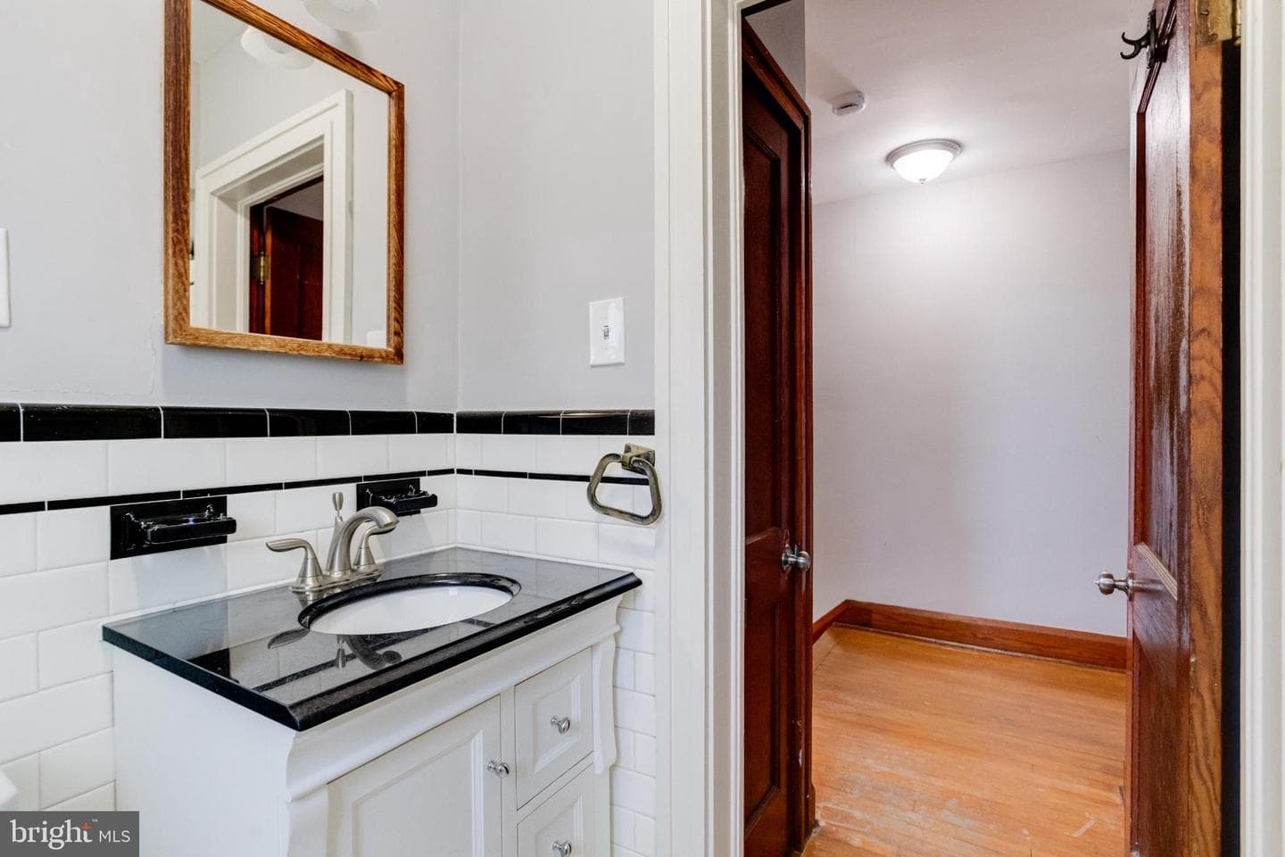 4114 Moravia Road photo 36