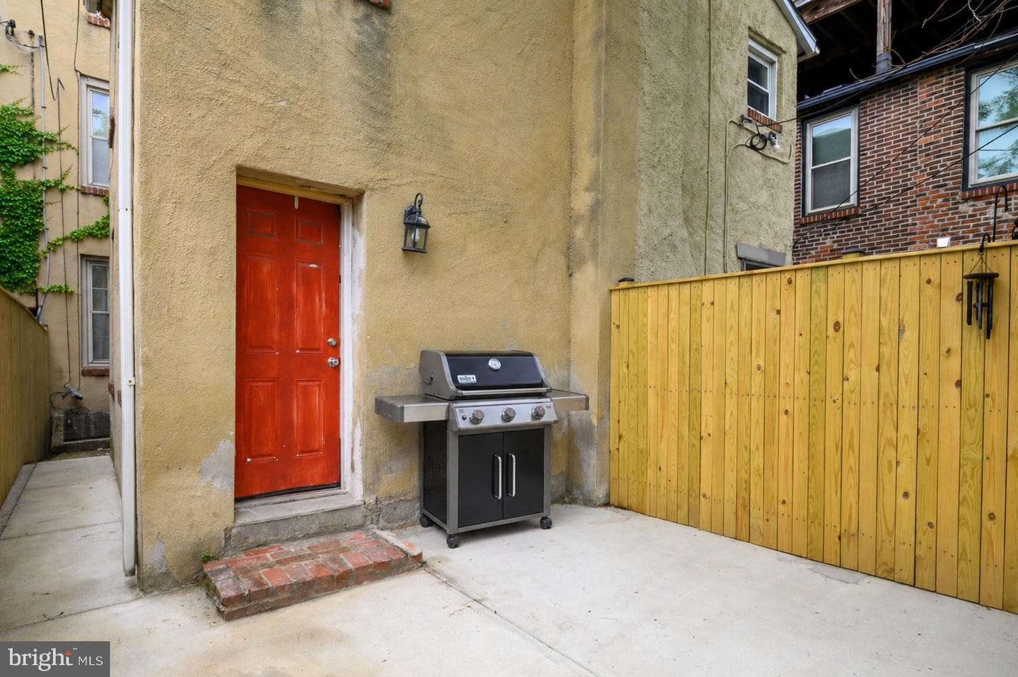 121 W Hamburg Street photo 32