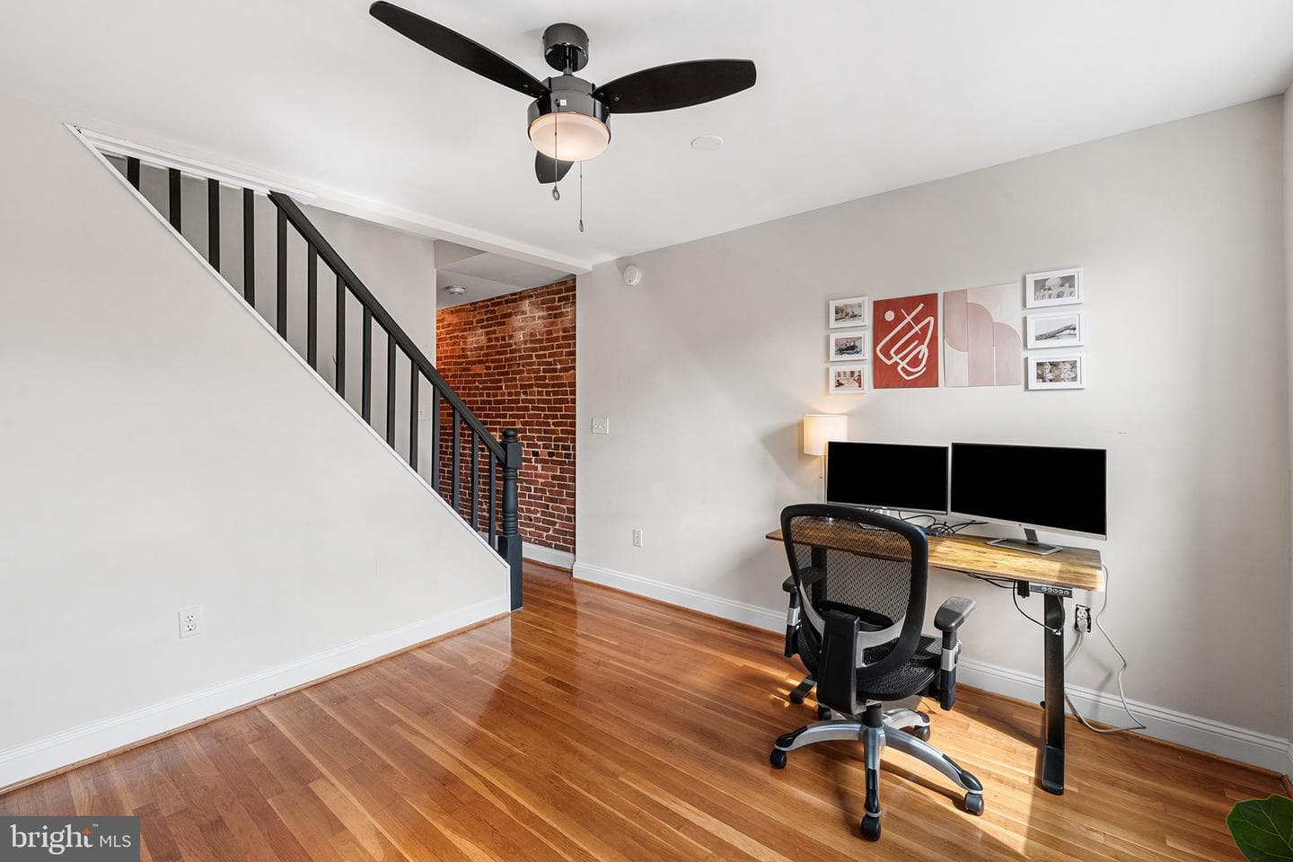 1838 Gough Street photo 23