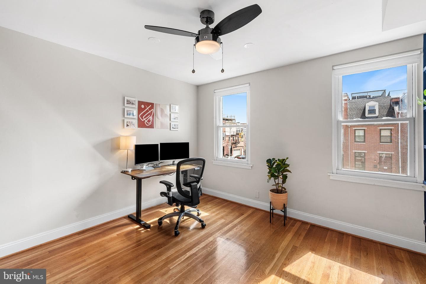 1838 Gough Street photo 24