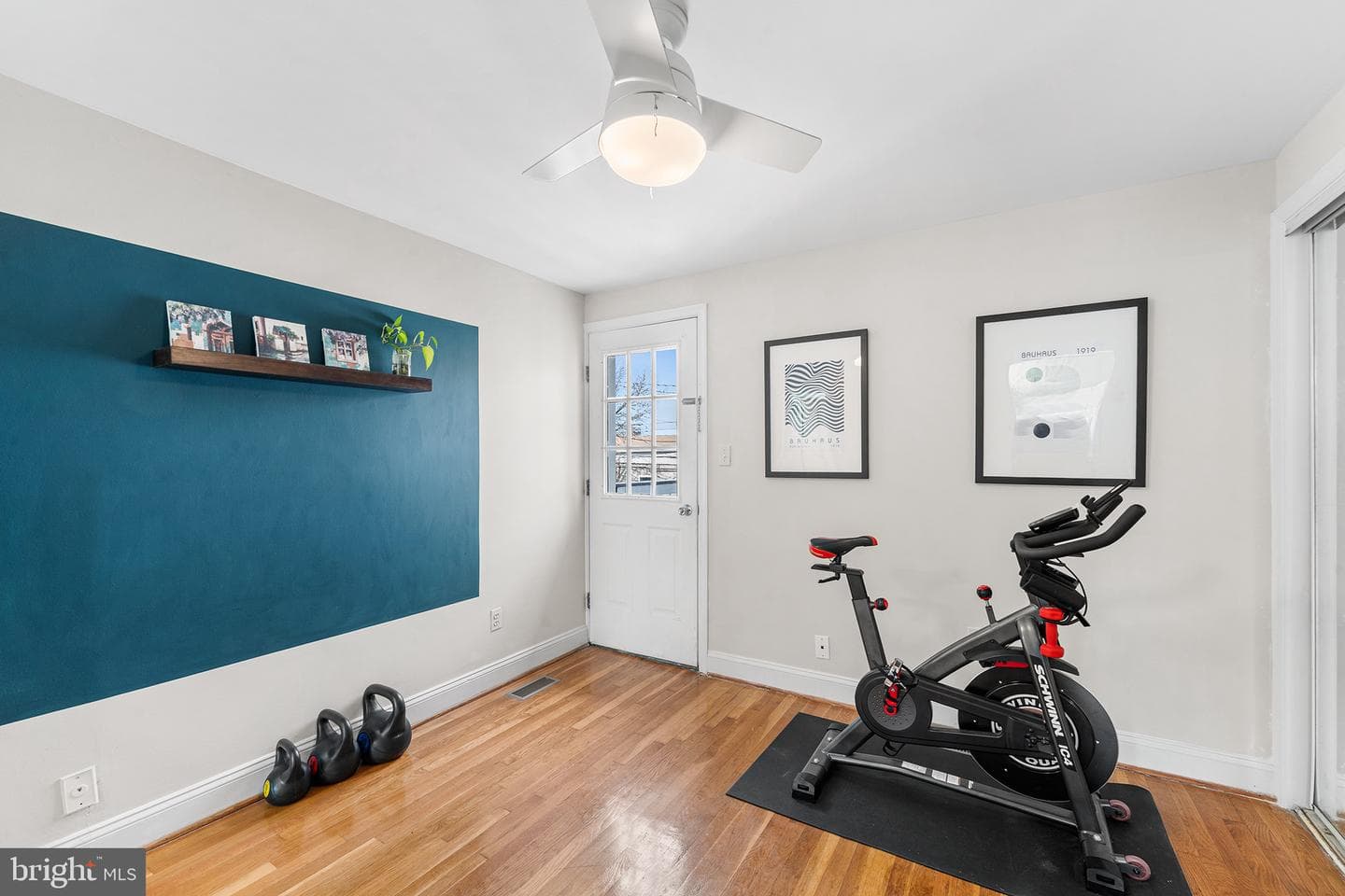 1838 Gough Street photo 27