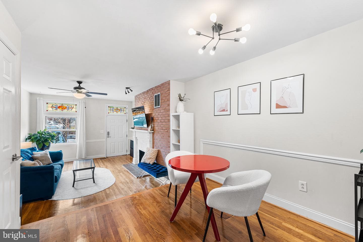 1838 Gough Street photo 9