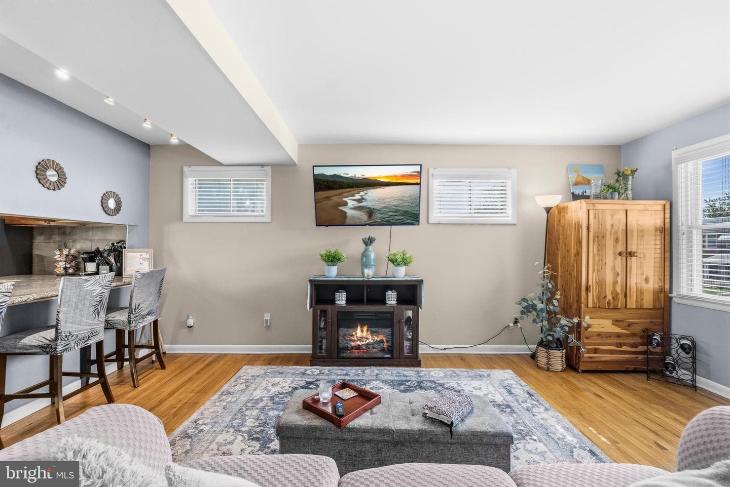 5212 Fredcrest Road photo 8