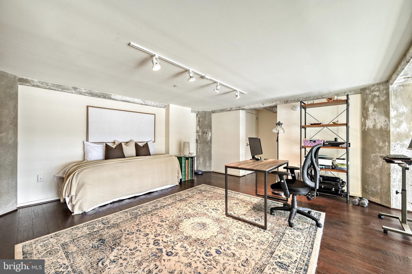 1200 Steuart Street #1111 photo 25