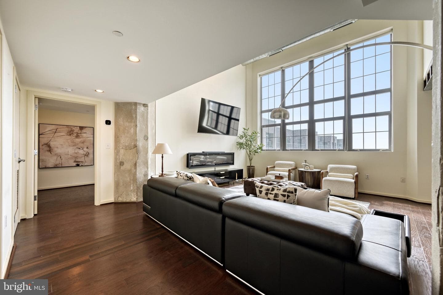 1200 Steuart Street #1111 photo 4