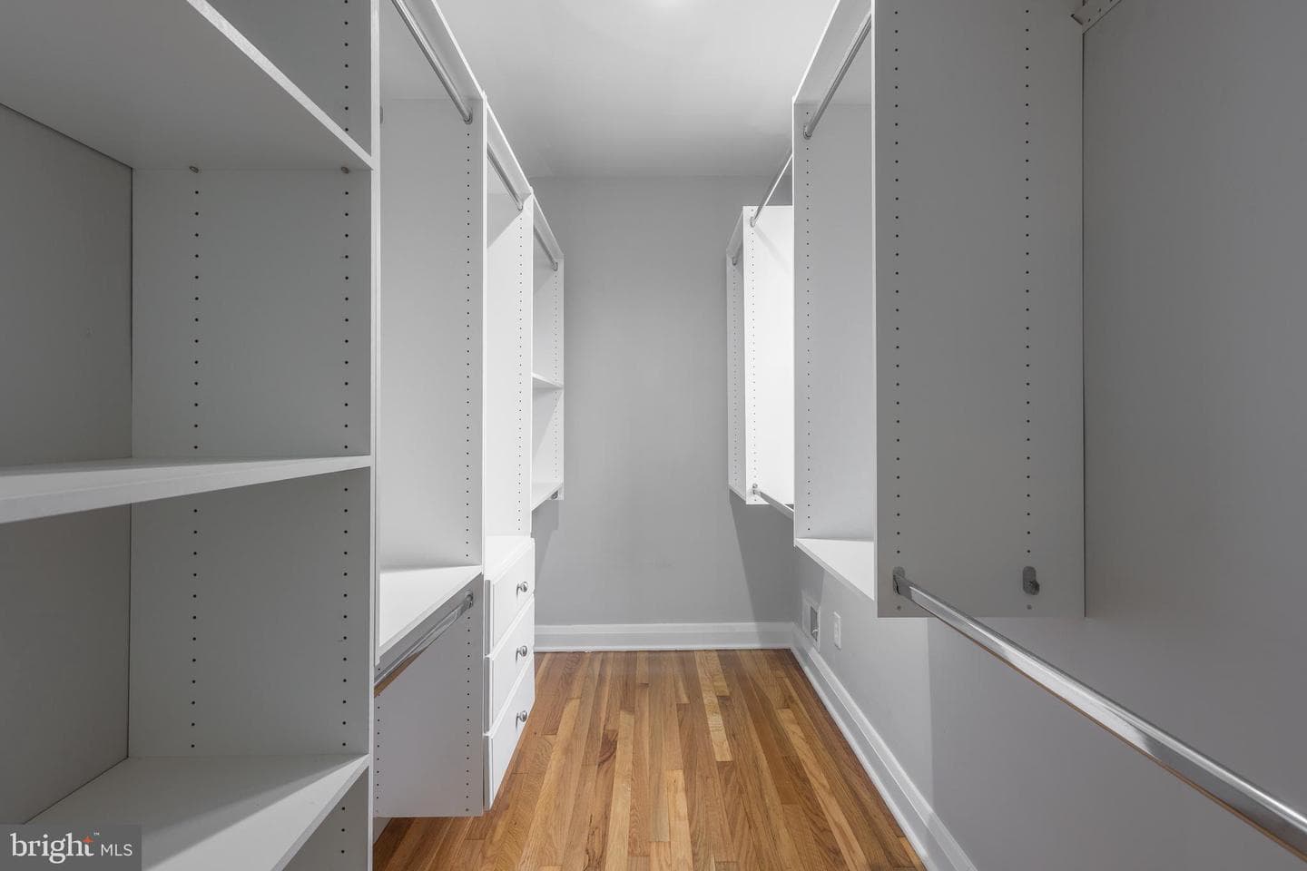 207 Saint Dunstans Road photo 18