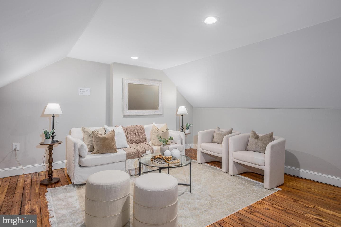 207 Saint Dunstans Road photo 24