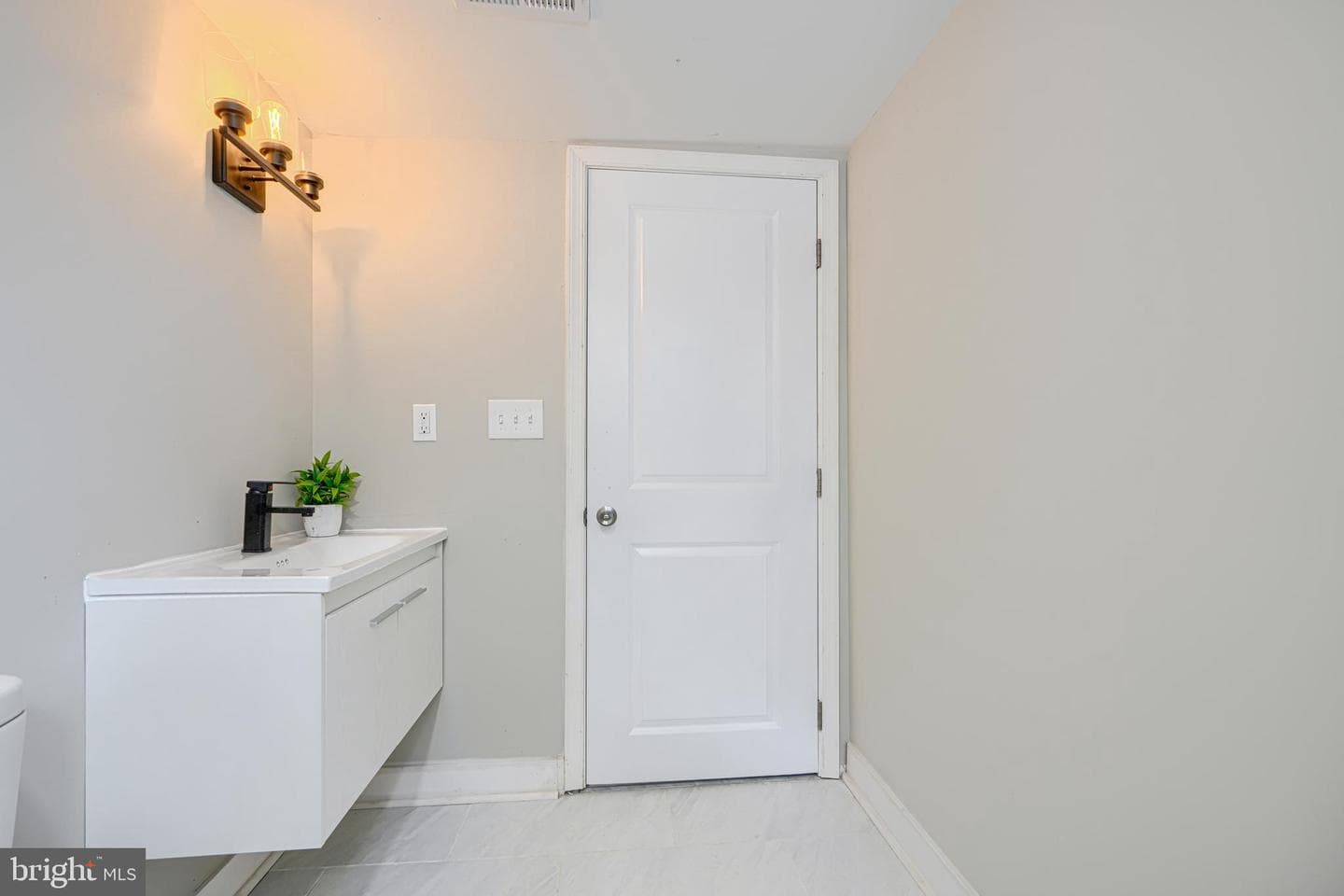 5706 Berkeley Avenue photo 81
