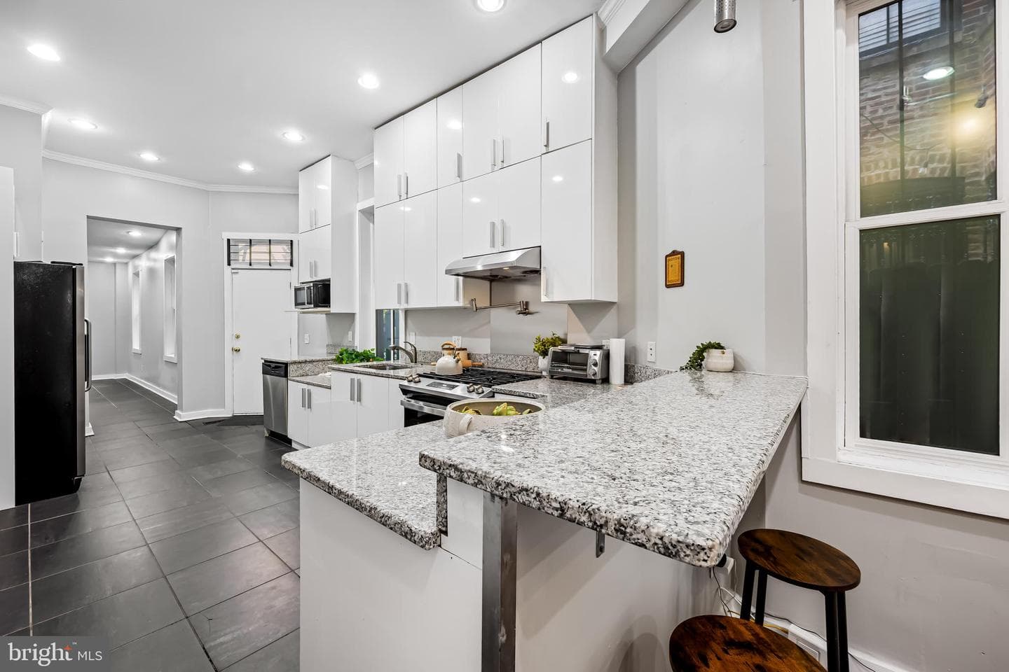 2339 Madison Avenue photo 8