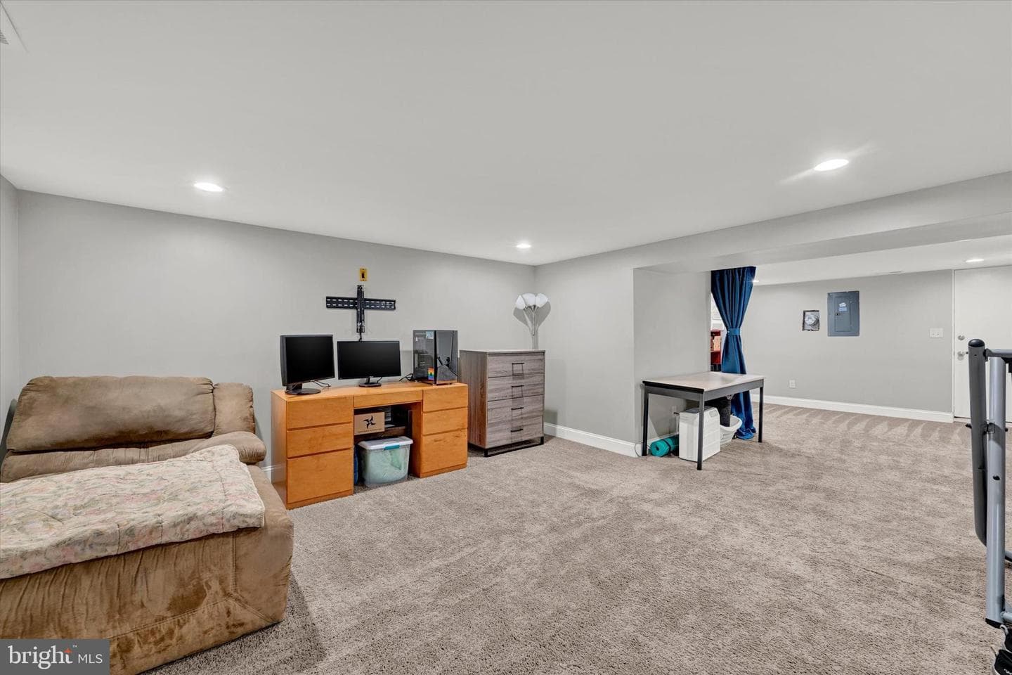 1115 Elbank Avenue photo 6