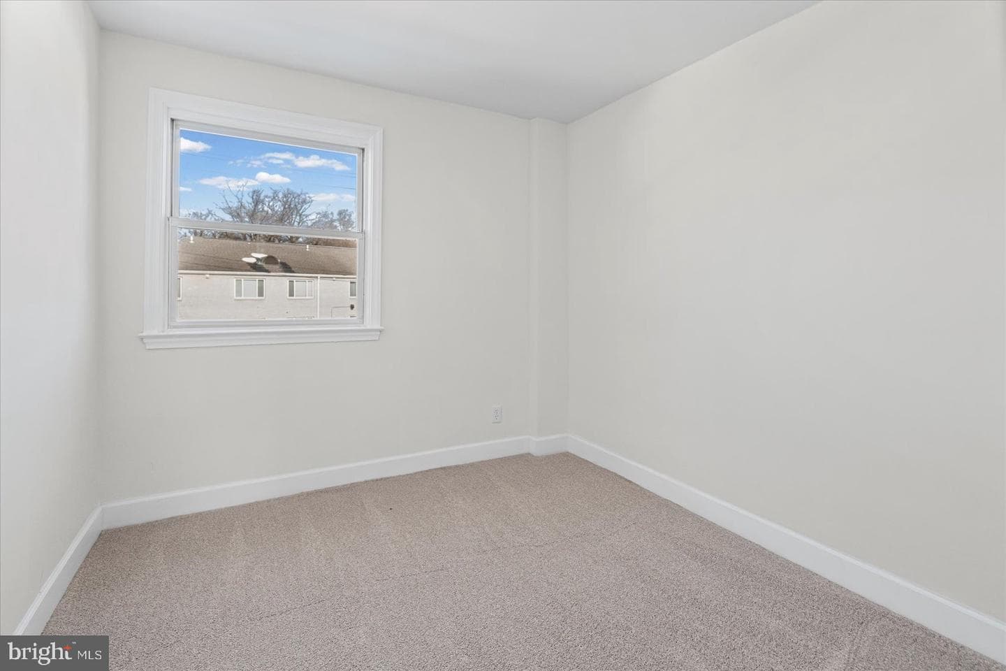 1526 Wadsworth Way photo 25