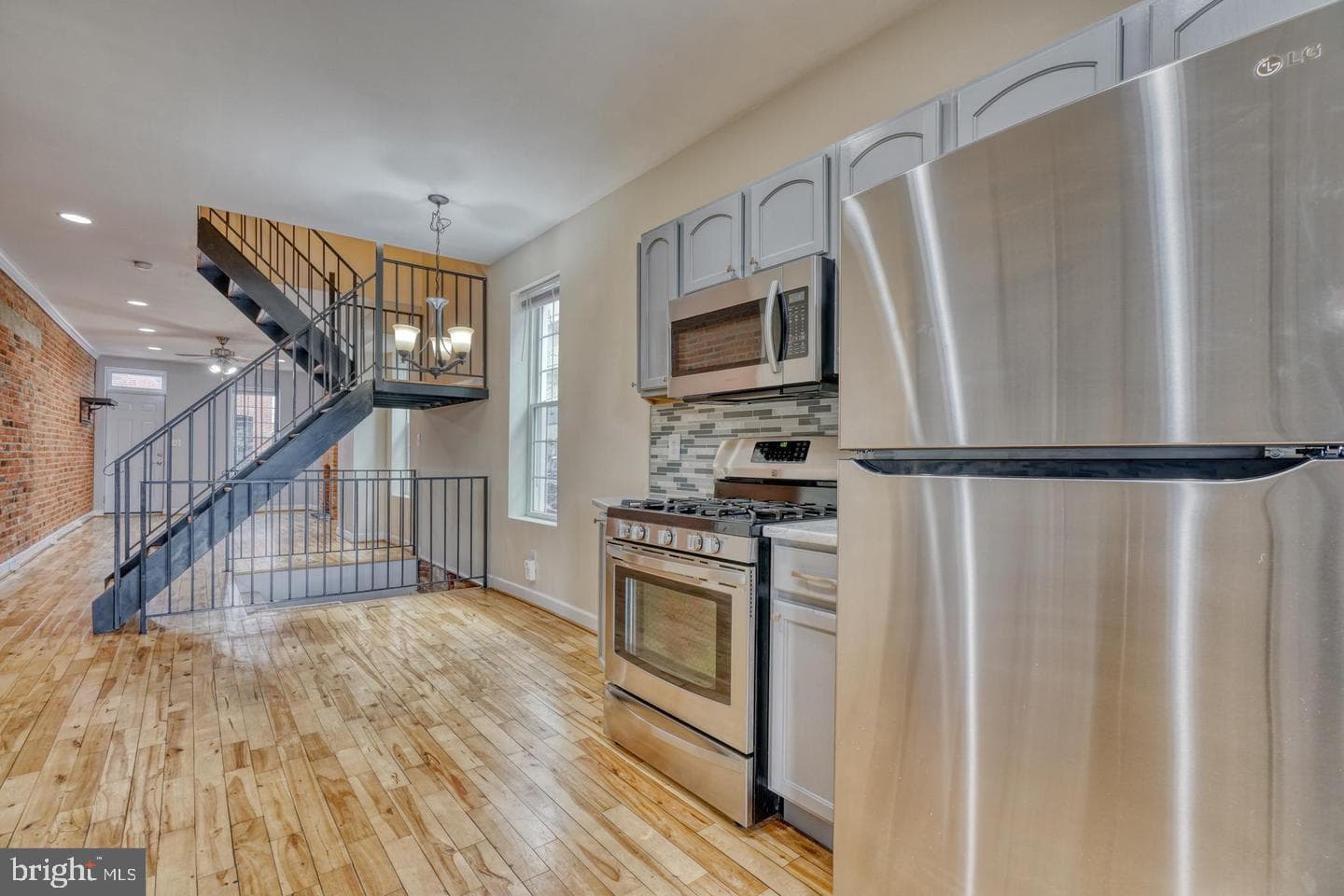 1754 Clarkson Street photo 17