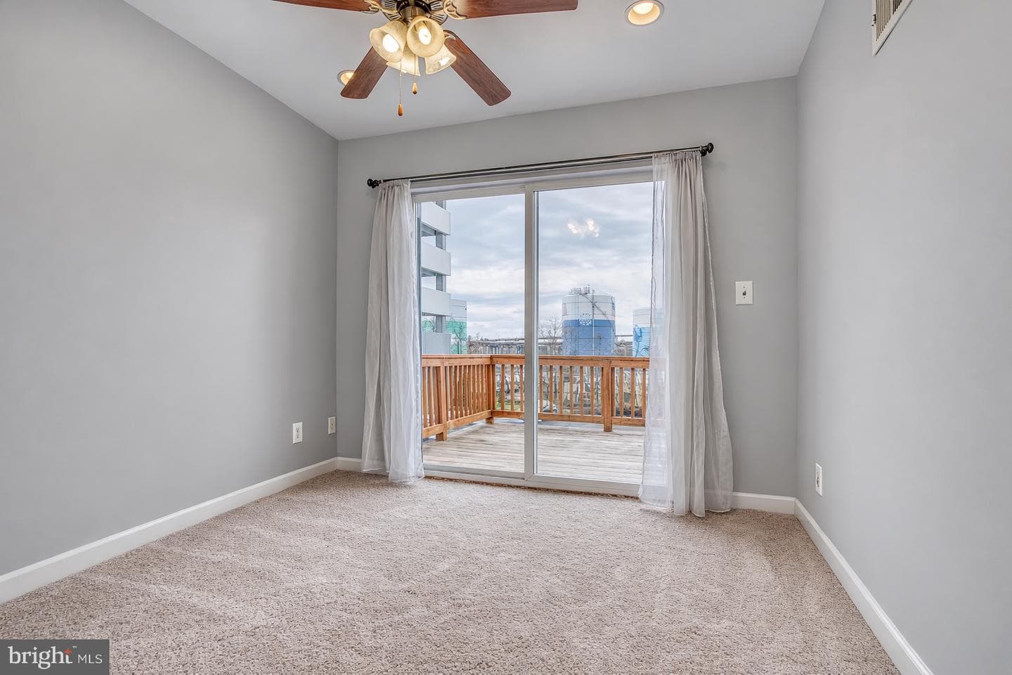 1754 Clarkson Street photo 27