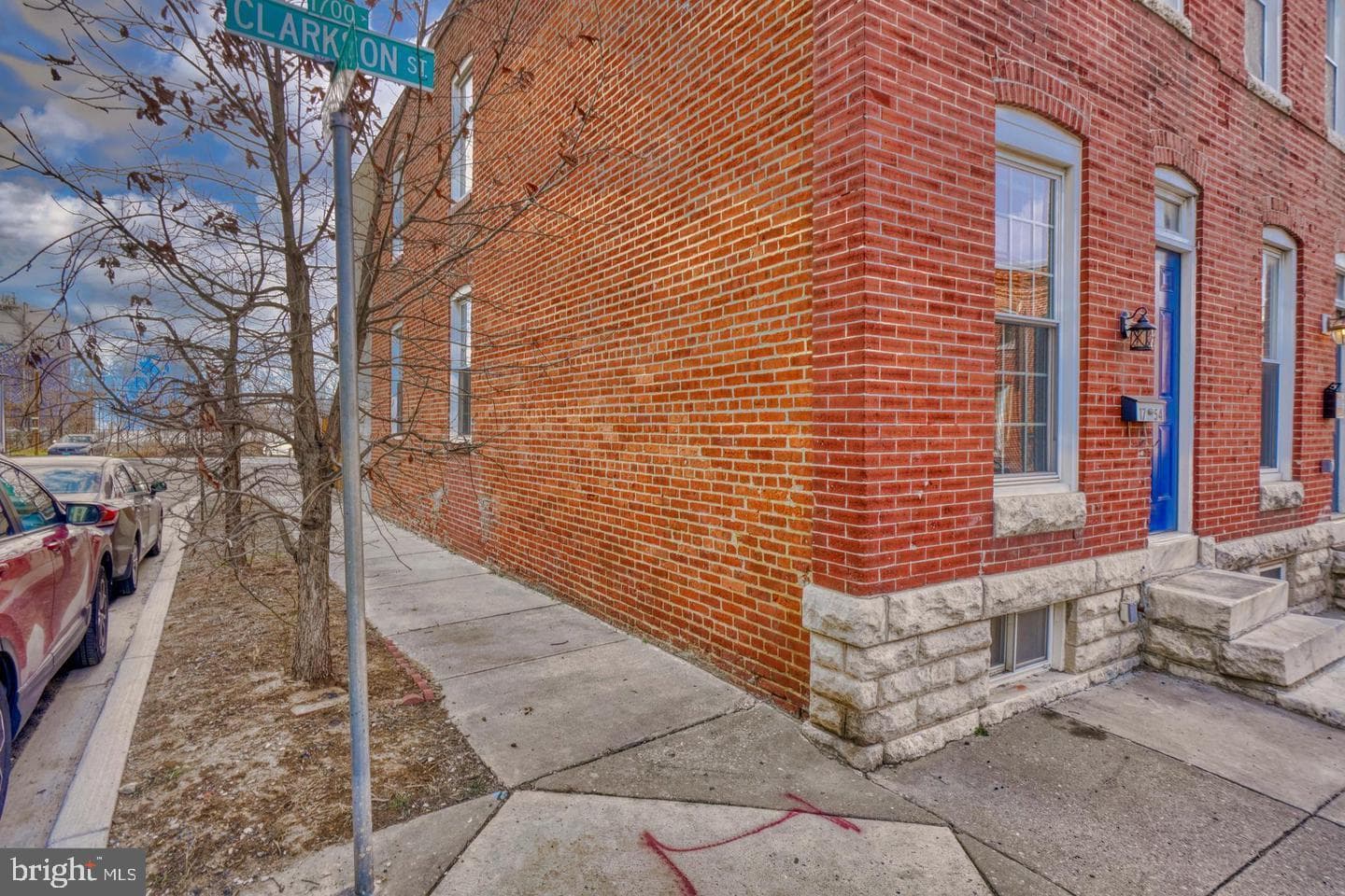 1754 Clarkson Street photo 3