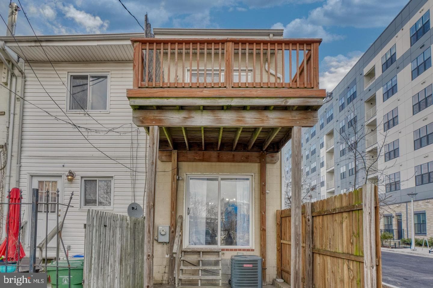 1754 Clarkson Street photo 4