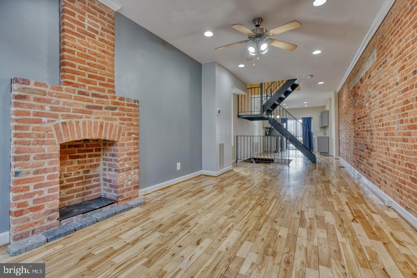 1754 Clarkson Street photo 5