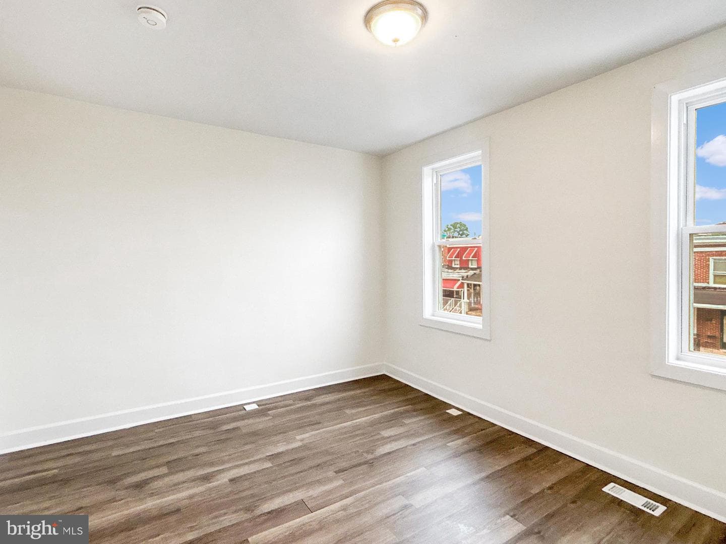 2217 Riggs Avenue photo 17