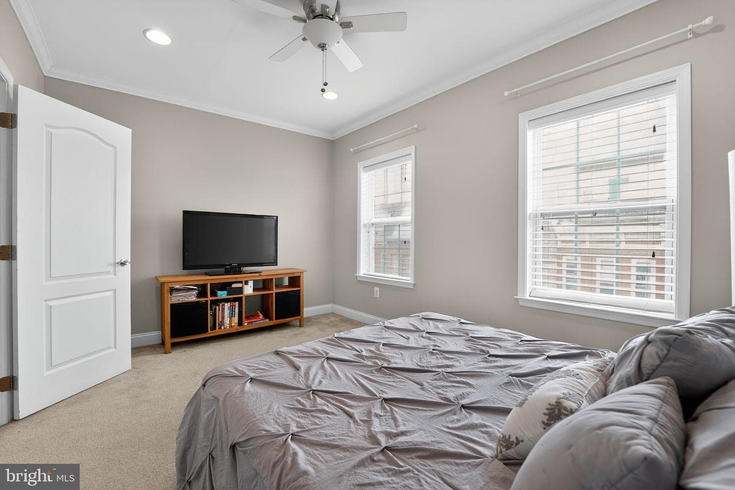 1522 Marshall Street photo 16
