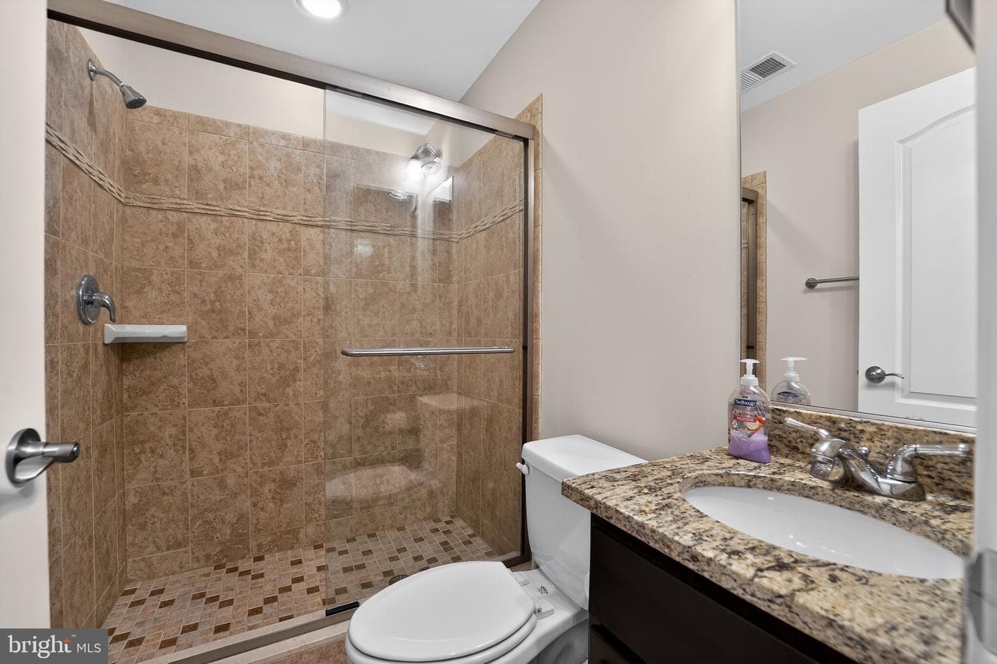 1522 Marshall Street photo 20