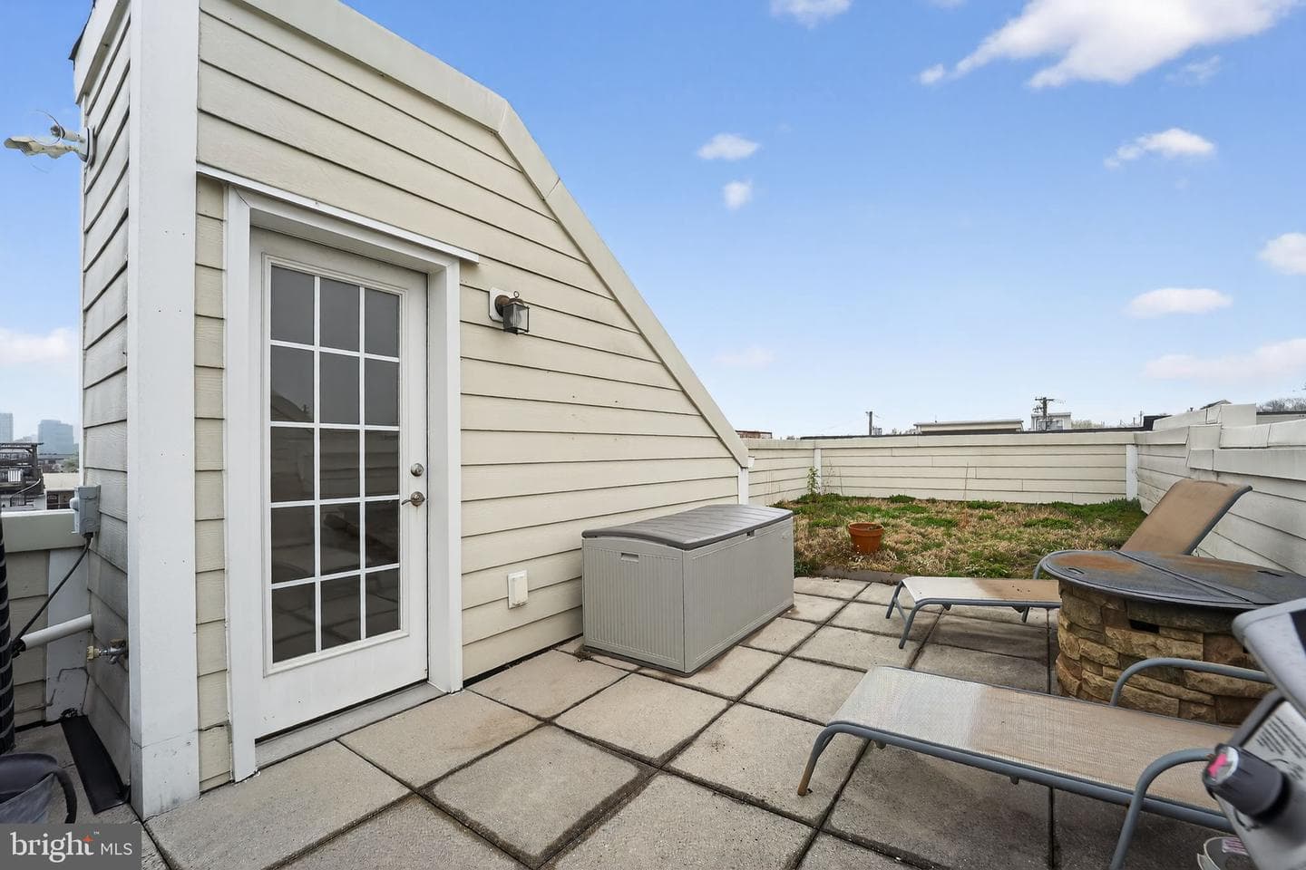 1522 Marshall Street photo 28