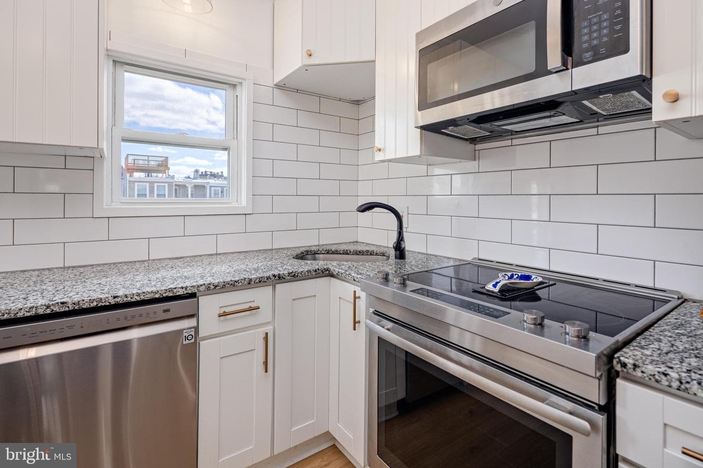813 Fagley Street photo 14