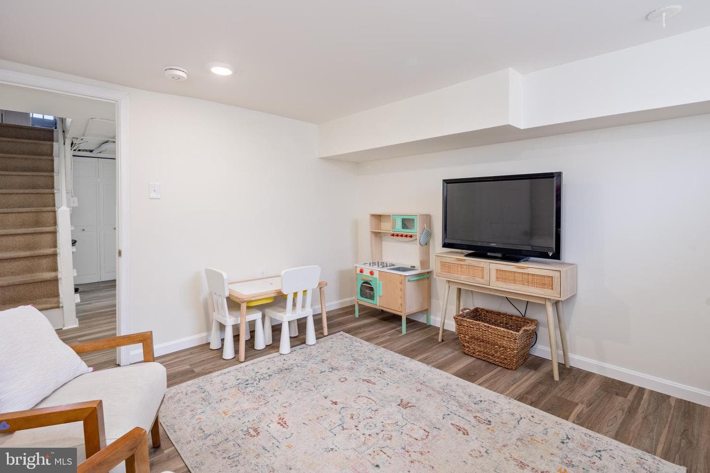 813 Fagley Street photo 30