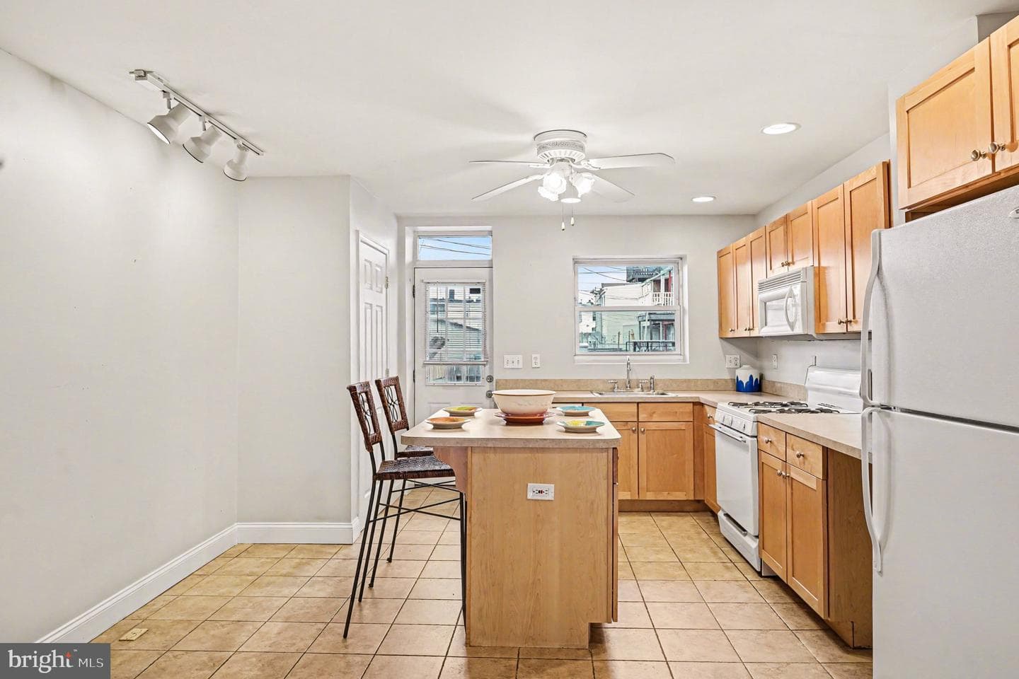 3820 Hudson Street photo 10