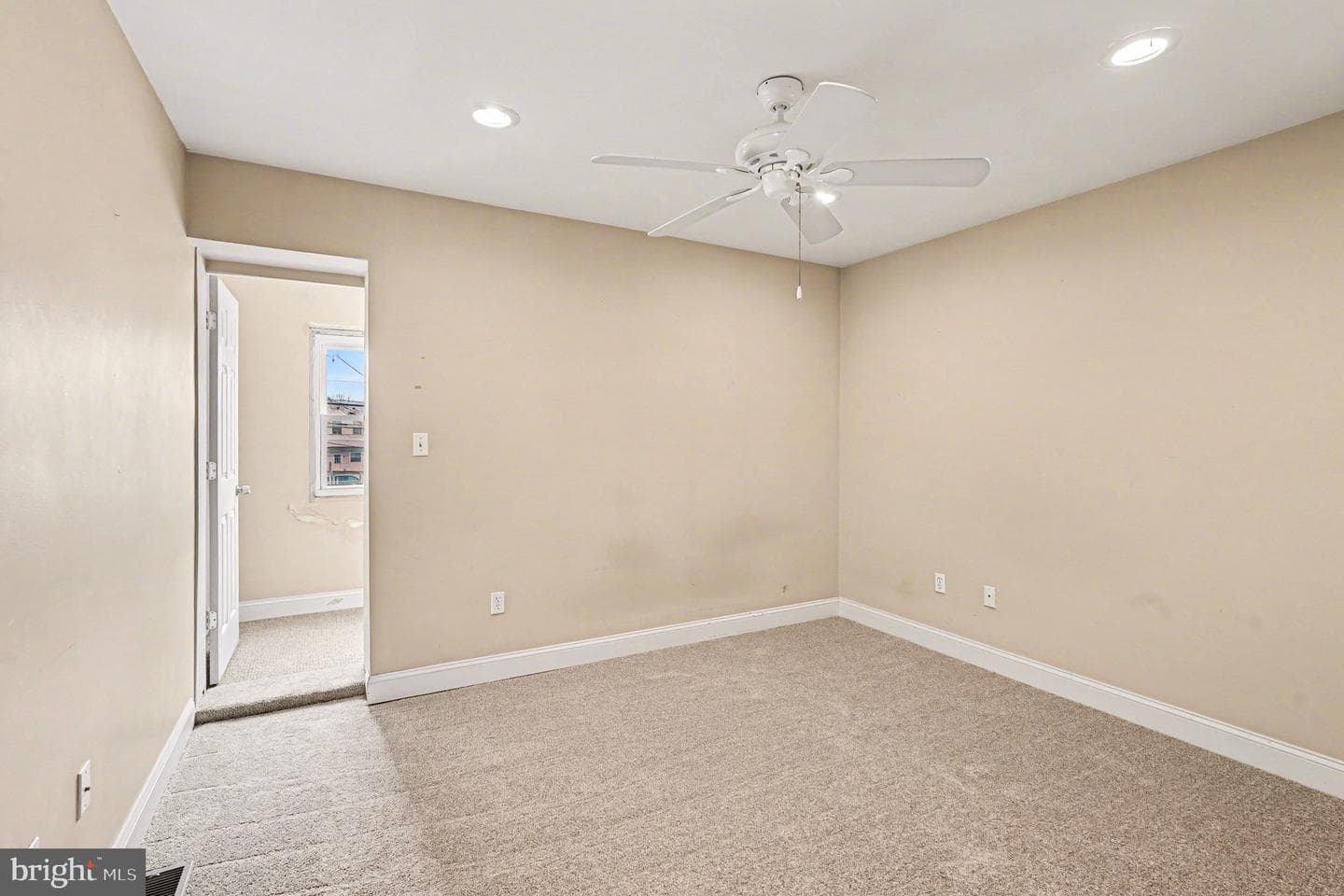 3820 Hudson Street photo 20