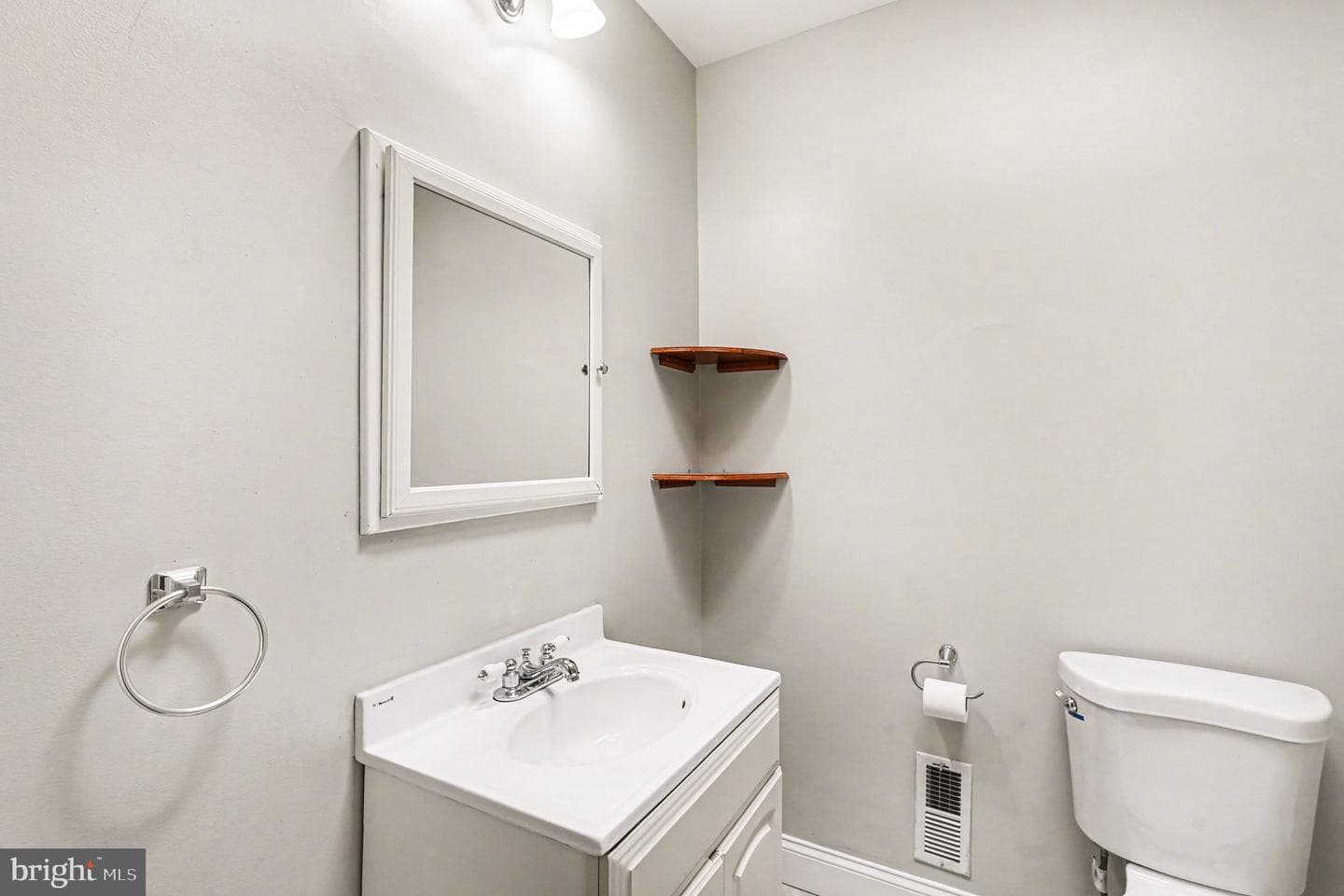 3820 Hudson Street photo 34