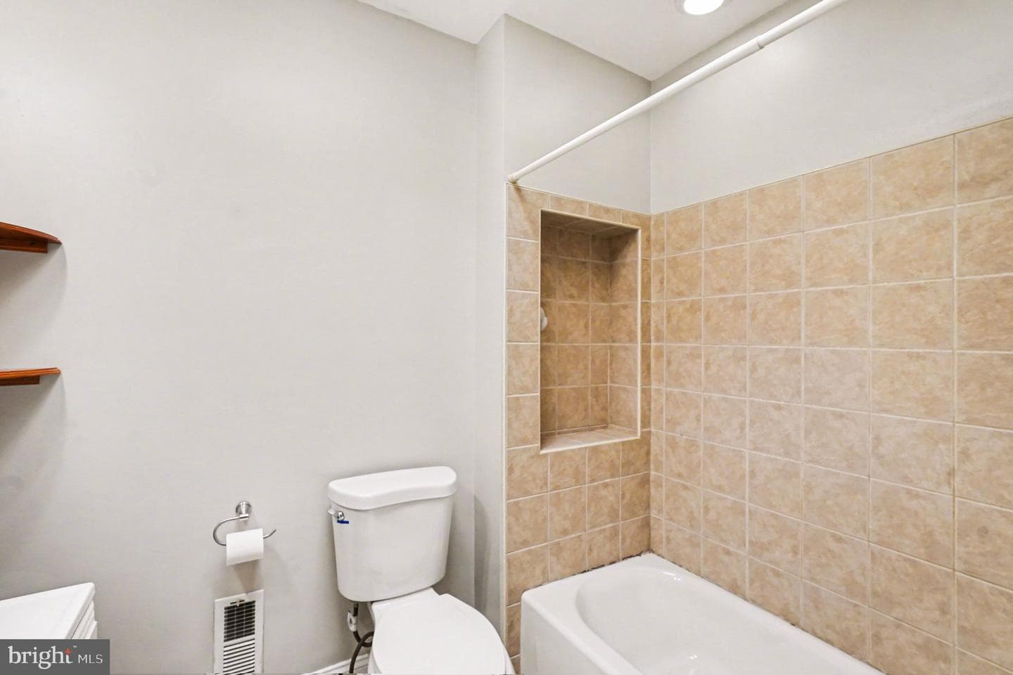 3820 Hudson Street photo 35