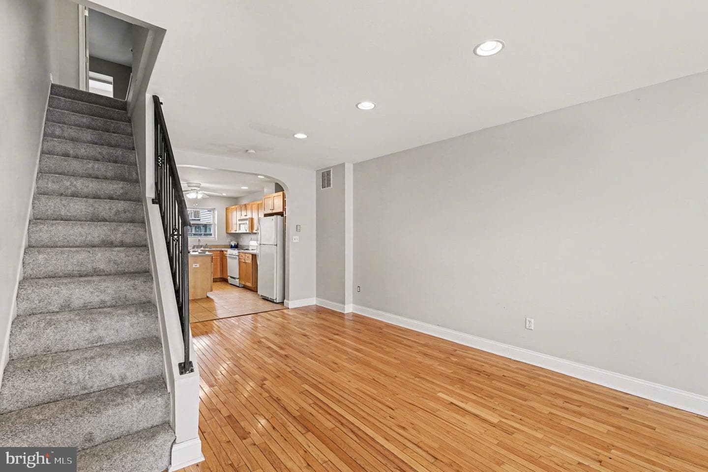 3820 Hudson Street photo 4