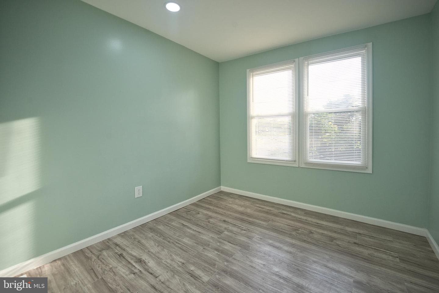 114 Wheeler Avenue photo 18