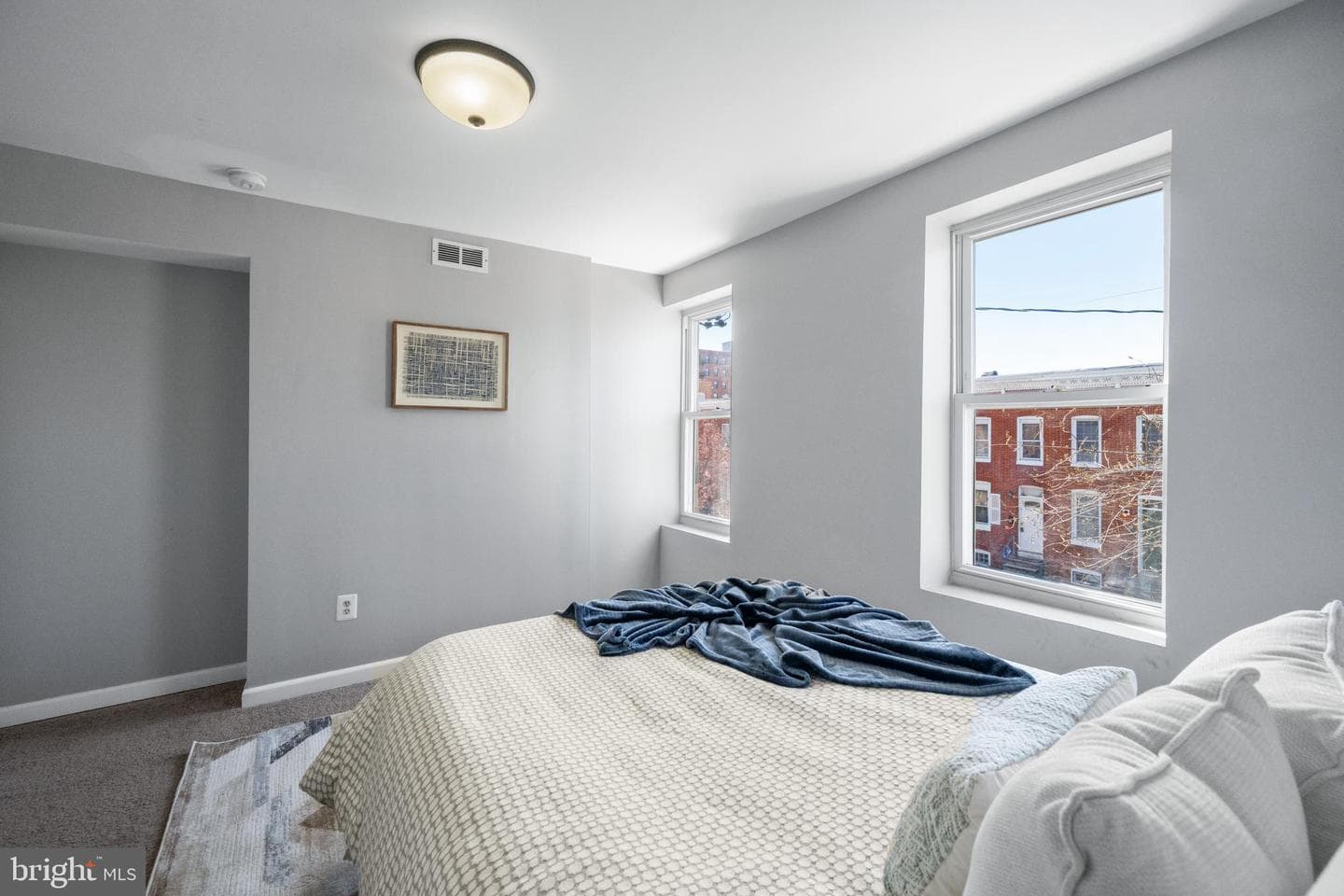 1028 W Cross Street photo 15